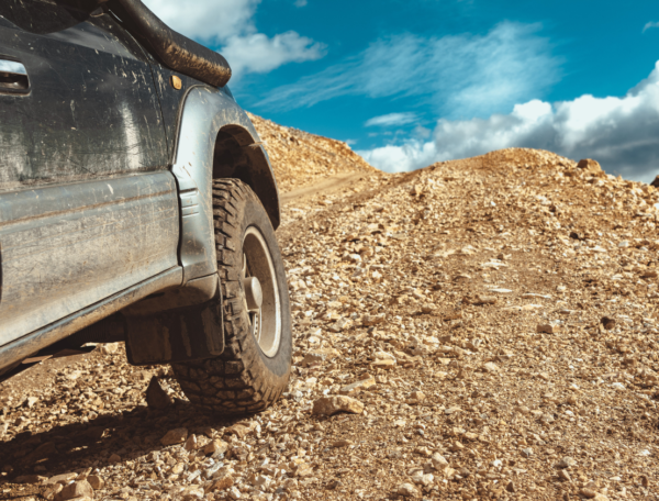 גיפ פתוח טיול ג'יפים באילת שובר הנחה - שעתיים - טיול ג'יפים ופיקניק זוגי בהרי אילת