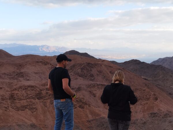 IMG_20221227_154041 שעתיים - טיול ג'יפים ופיקניק זוגי בהרי אילת